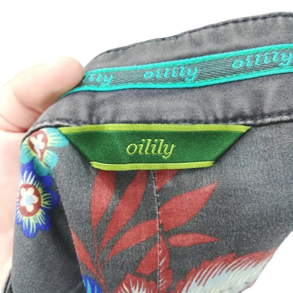 Oilily Gray Embroidered Knee Length Boho Skirt Size 38 US 8 Floral Stretch Chino